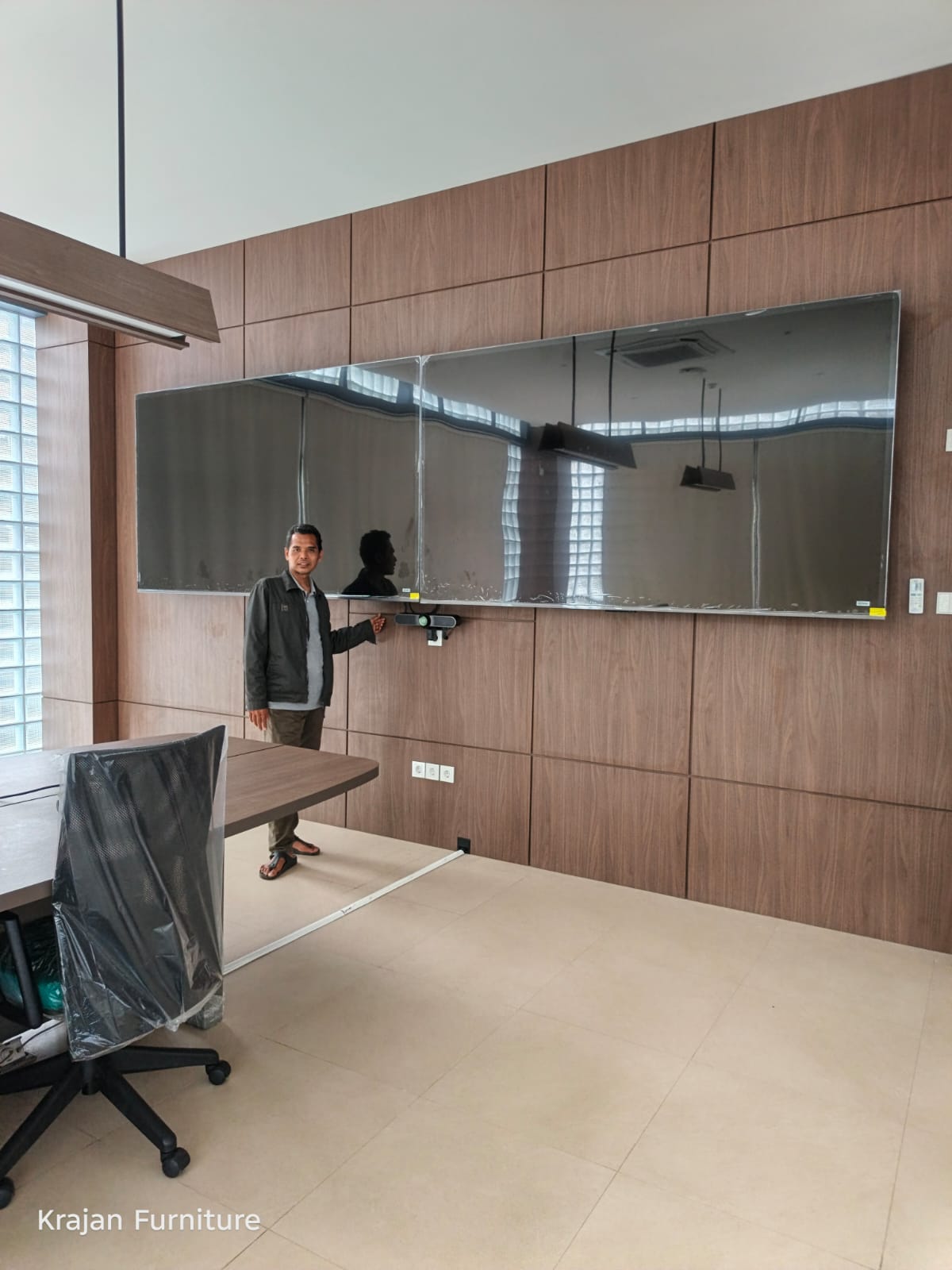 Meeting Room Large — Lion Air